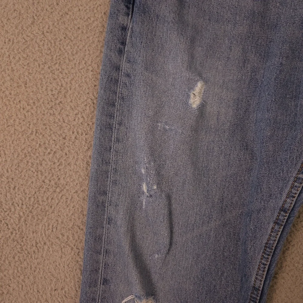 Levis 505 Jeans Mens 36x32 Blue Regular Fit Straight Distressed Workwear Grunge
